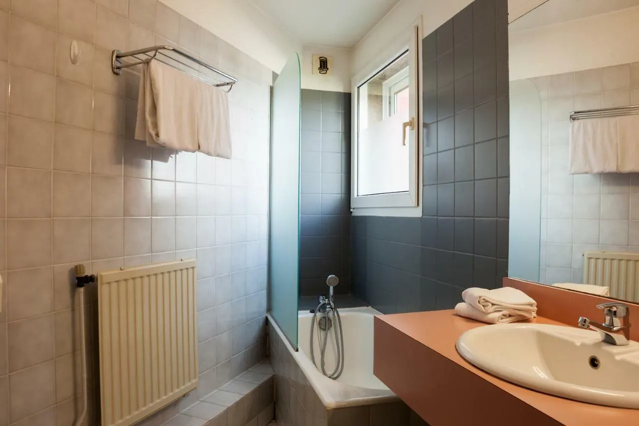 Kyriad Direct Rennes Ouest Vezin-le-Coquet Francia